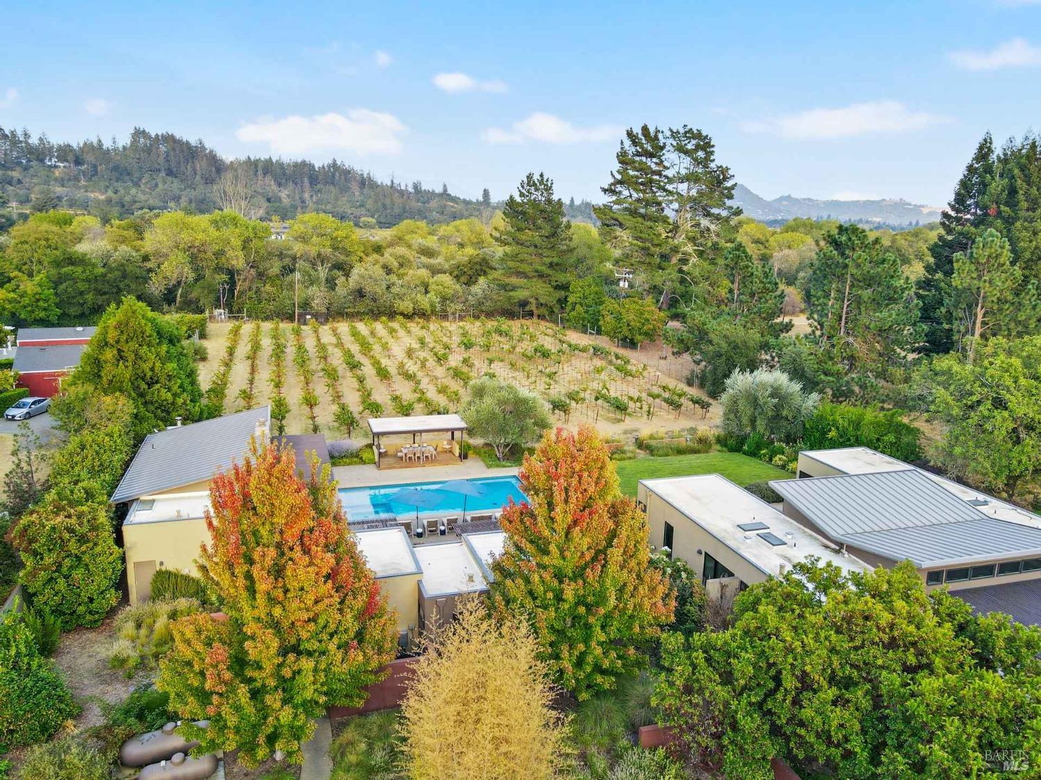 2252 W Dry Creek Road Healdsburg CA 95448