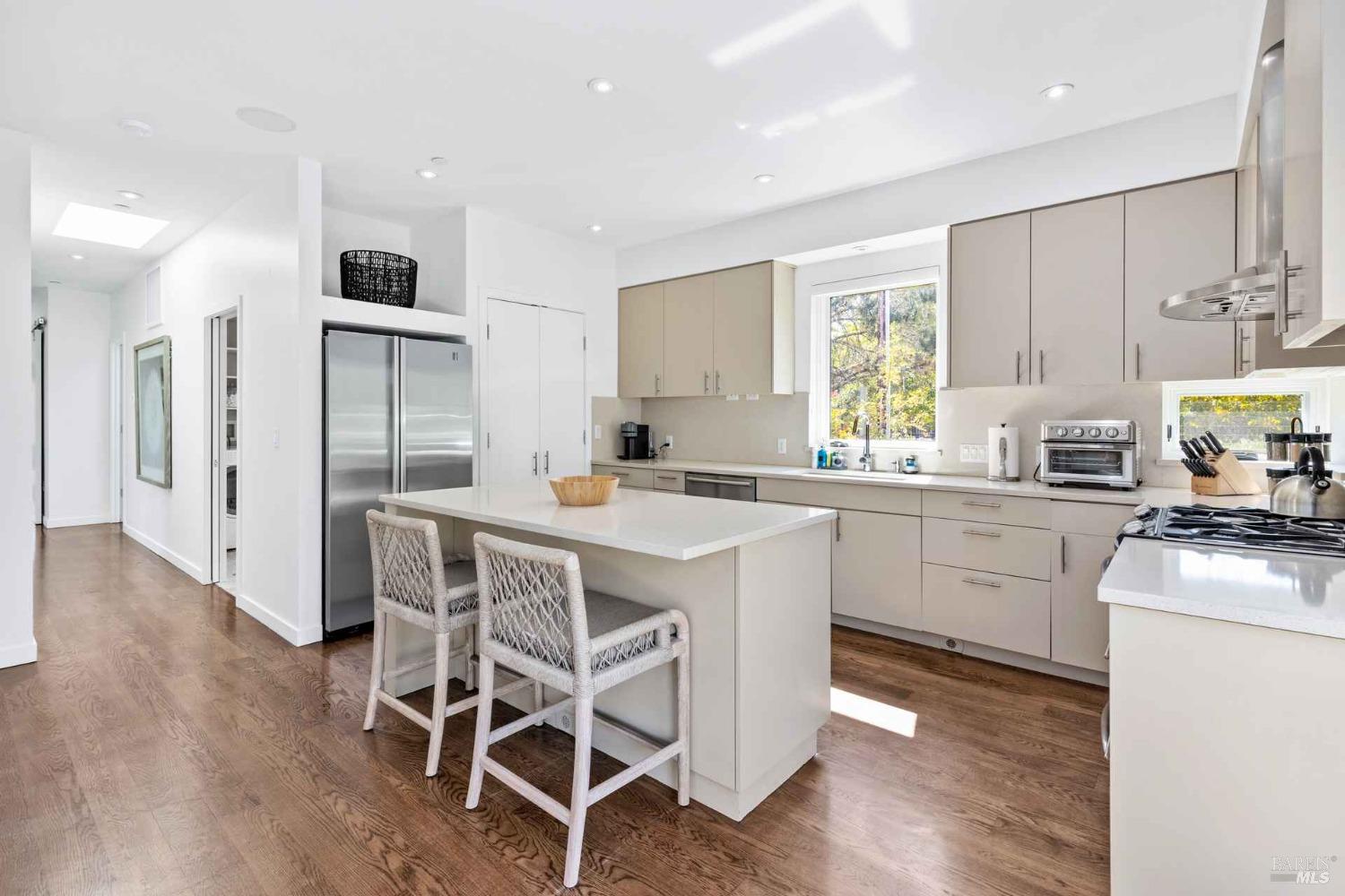 2252 W Dry Creek Road Healdsburg CA 95448