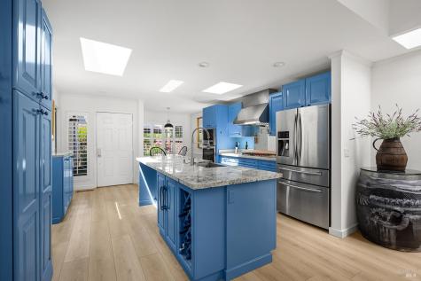 533 Carnation Court Sonoma CA 95476