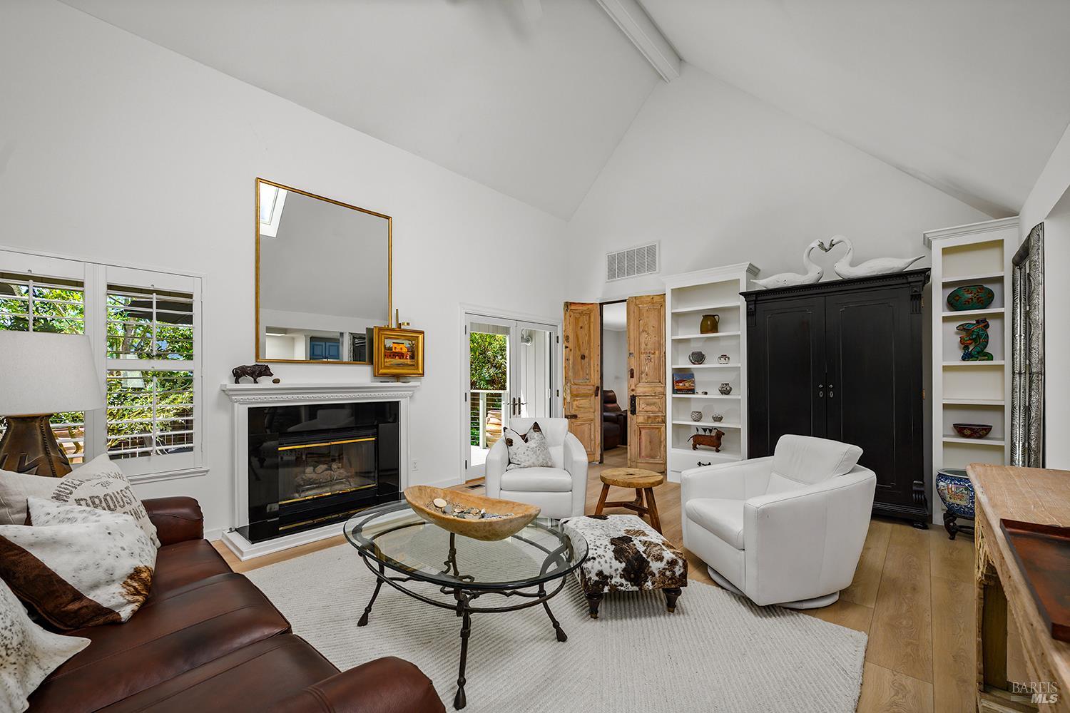 533 Carnation Court Sonoma CA 95476