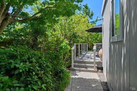 533 Carnation Court Sonoma CA 95476
