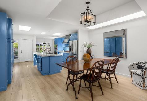 533 Carnation Court Sonoma CA 95476