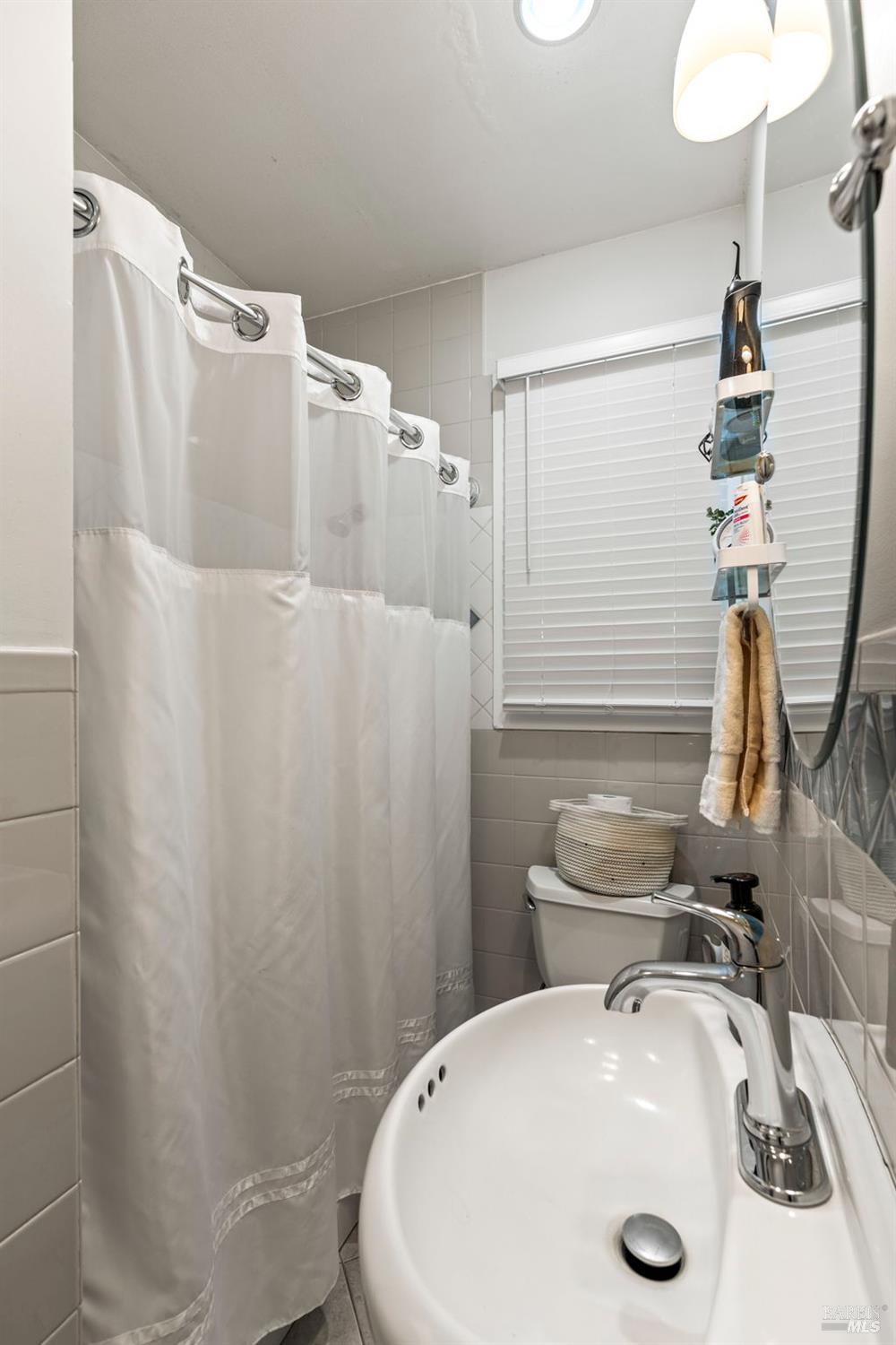1225 Oakville Grade Road Oakville CA 94562