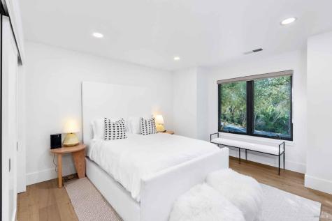 6165 W Dry Creek Road Healdsburg CA 95448