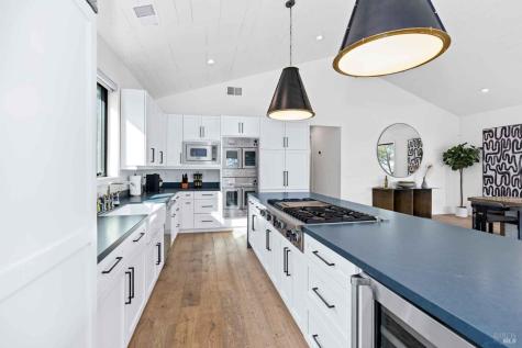 6165 W Dry Creek Road Healdsburg CA 95448