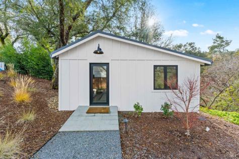 6165 W Dry Creek Road Healdsburg CA 95448