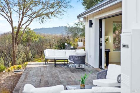 6165 W Dry Creek Road Healdsburg CA 95448