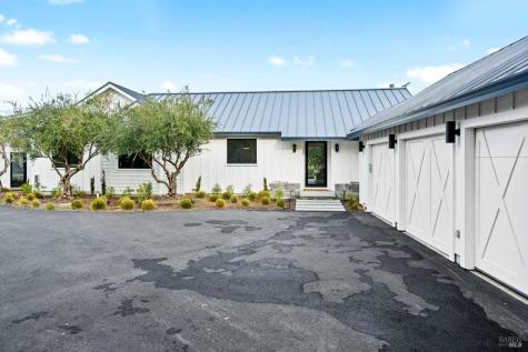 6165 W Dry Creek Road Healdsburg CA 95448