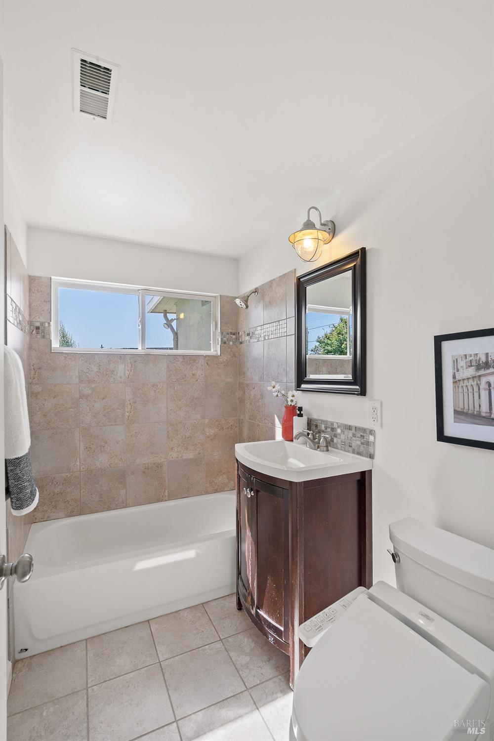 933 Brentwood Avenue Vallejo CA 94591