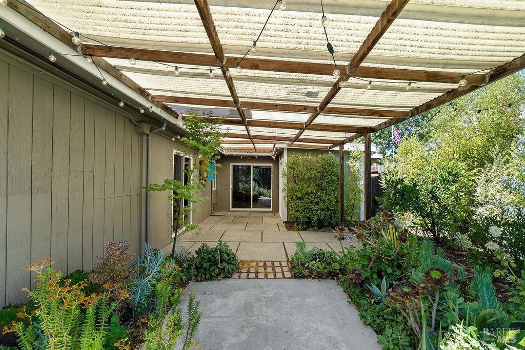 933 Brentwood Avenue Vallejo CA 94591
