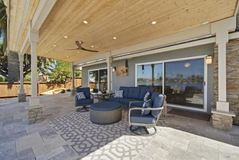 129 Caribe Isle Novato CA 94949