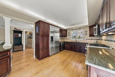 129 Caribe Isle Novato CA 94949