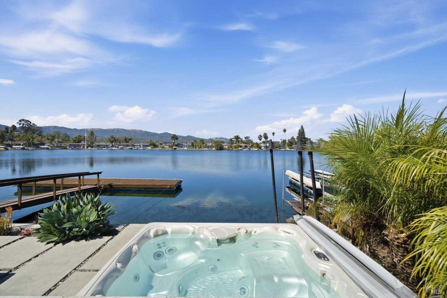129 Caribe Isle Novato CA 94949