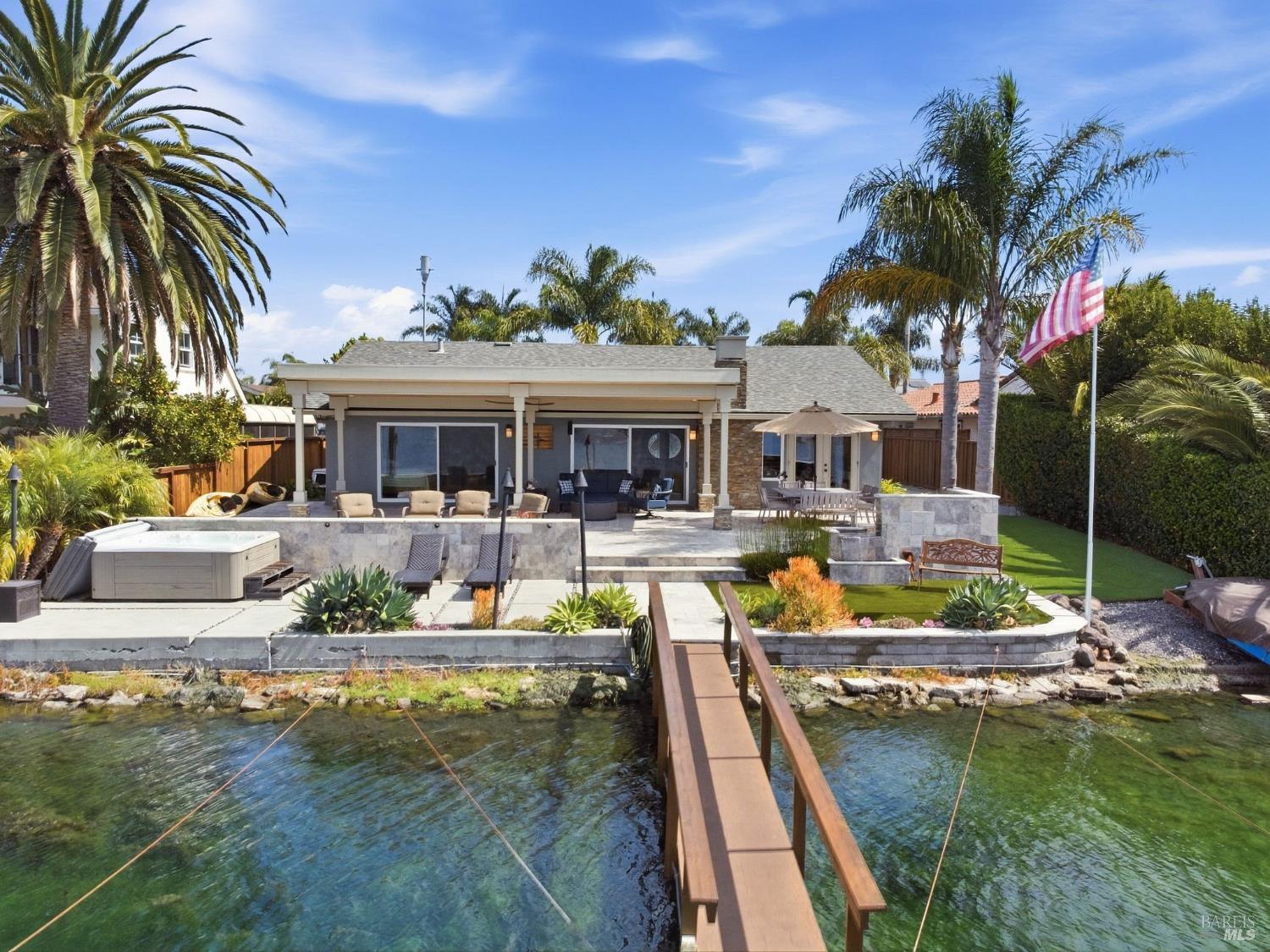 129 Caribe Isle Novato CA 94949