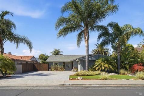 129 Caribe Isle Novato CA 94949