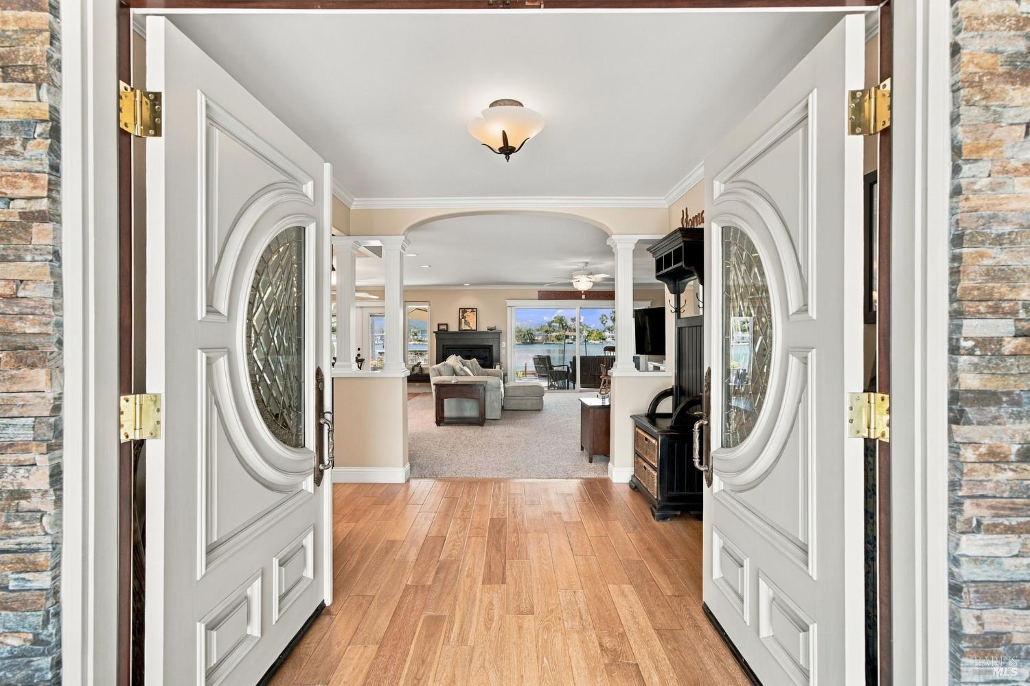 129 Caribe Isle Novato CA 94949