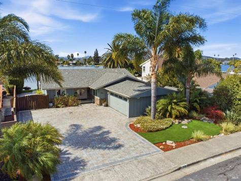 129 Caribe Isle Novato CA 94949