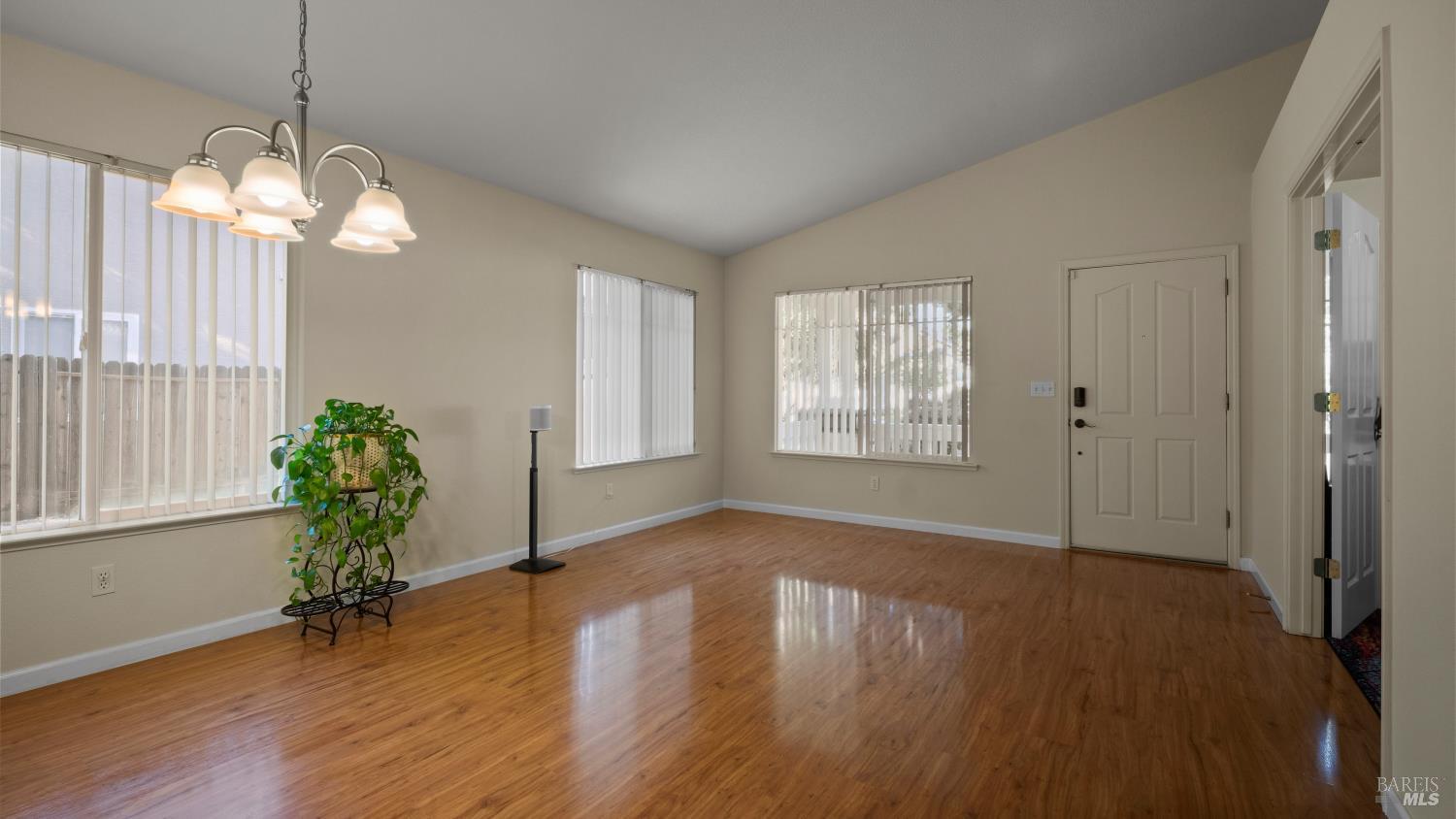1785 Margurite Drive Dixon CA 95620