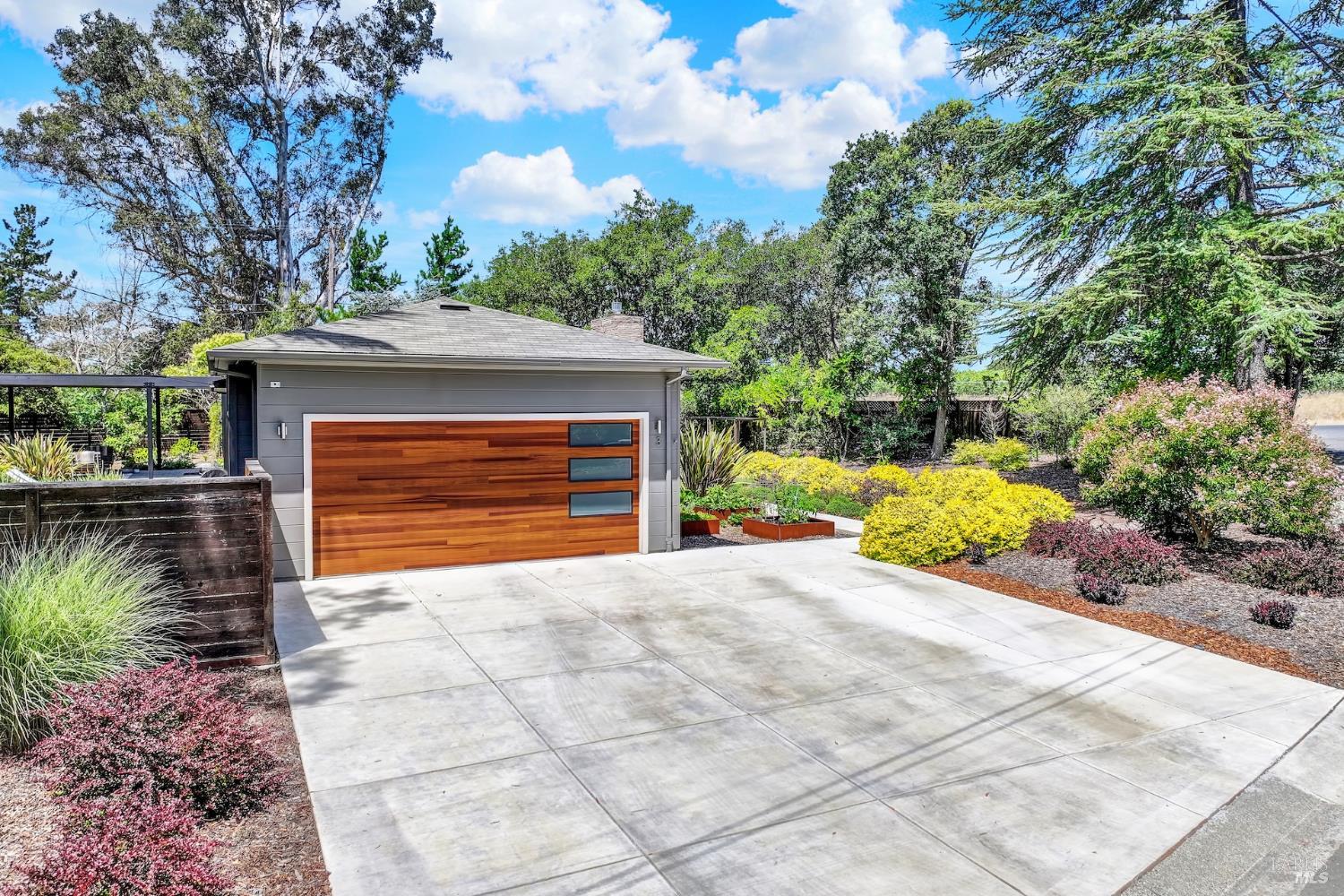 3 Rosemont Circle Napa CA 94558