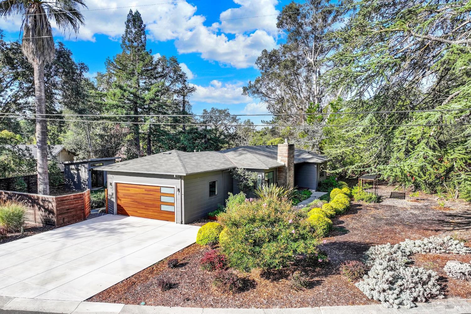 3 Rosemont Circle Napa CA 94558