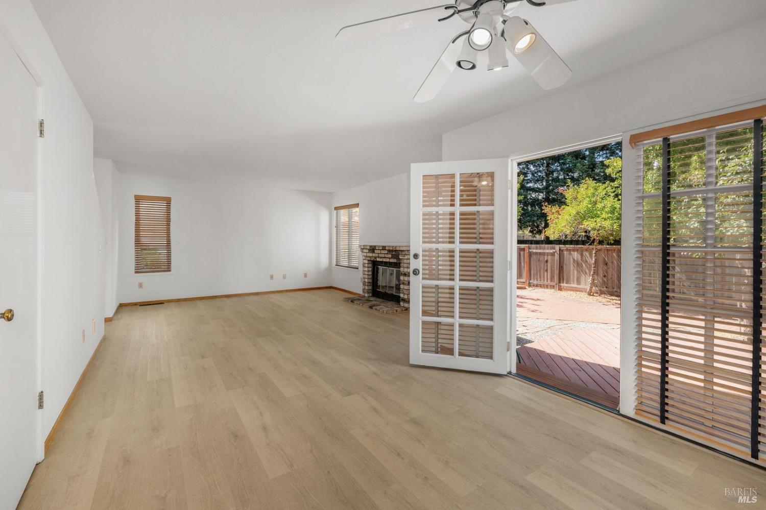 2319 Morningside Circle Santa Rosa CA 95405