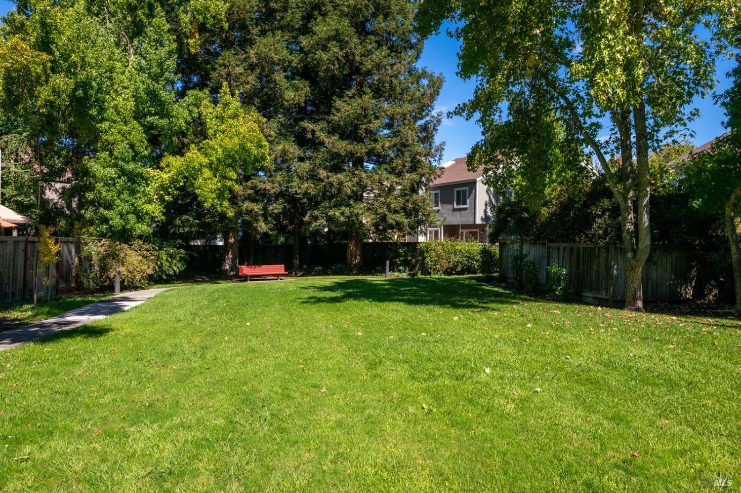2319 Morningside Circle Santa Rosa CA 95405