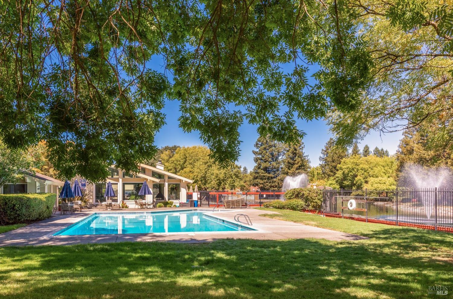 2319 Morningside Circle Santa Rosa CA 95405