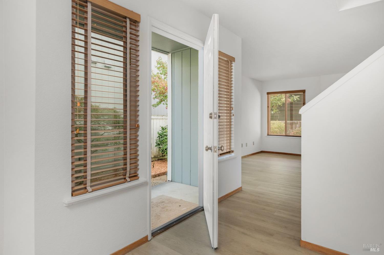 2319 Morningside Circle Santa Rosa CA 95405