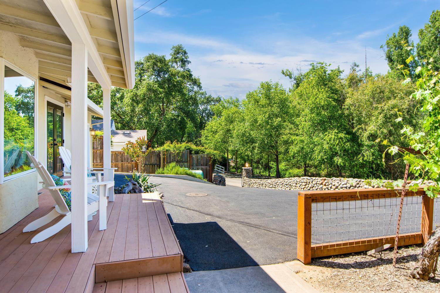 820-824 Warm Springs Road Kenwood CA 95452