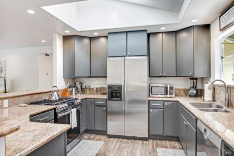 820-824 Warm Springs Road Kenwood CA 95452