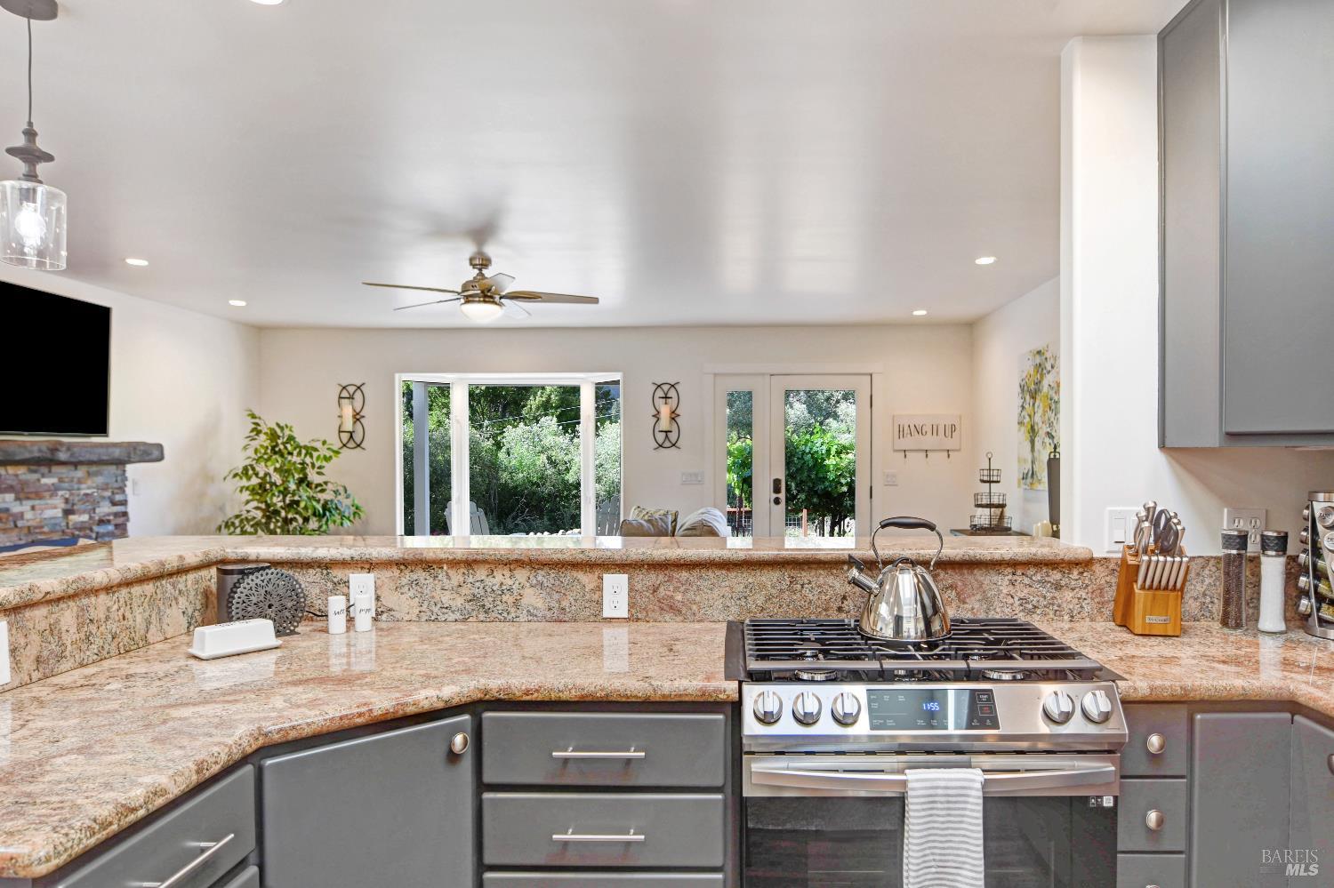 820-824 Warm Springs Road Kenwood CA 95452
