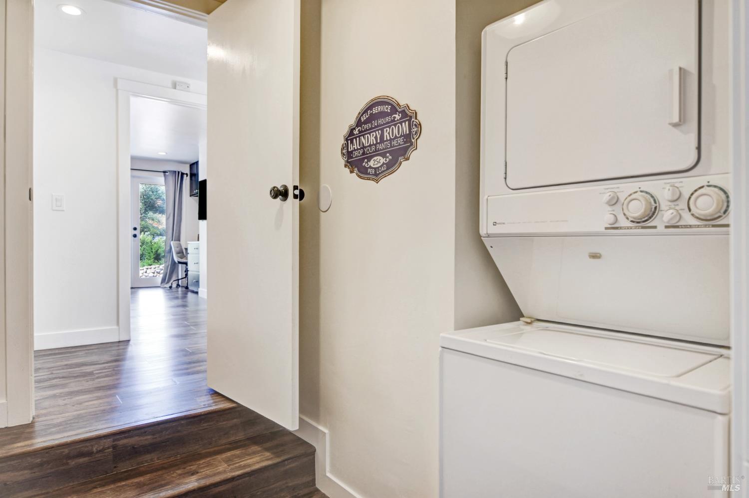 820-824 Warm Springs Road Kenwood CA 95452