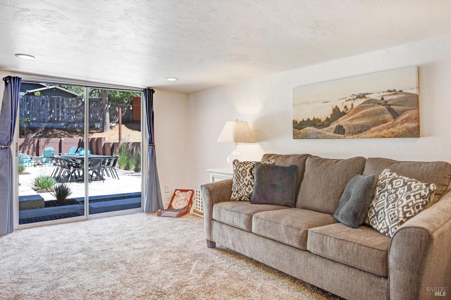 820-824 Warm Springs Road Kenwood CA 95452