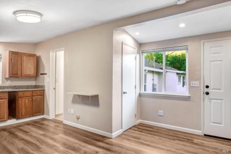 820-824 Warm Springs Road Kenwood CA 95452