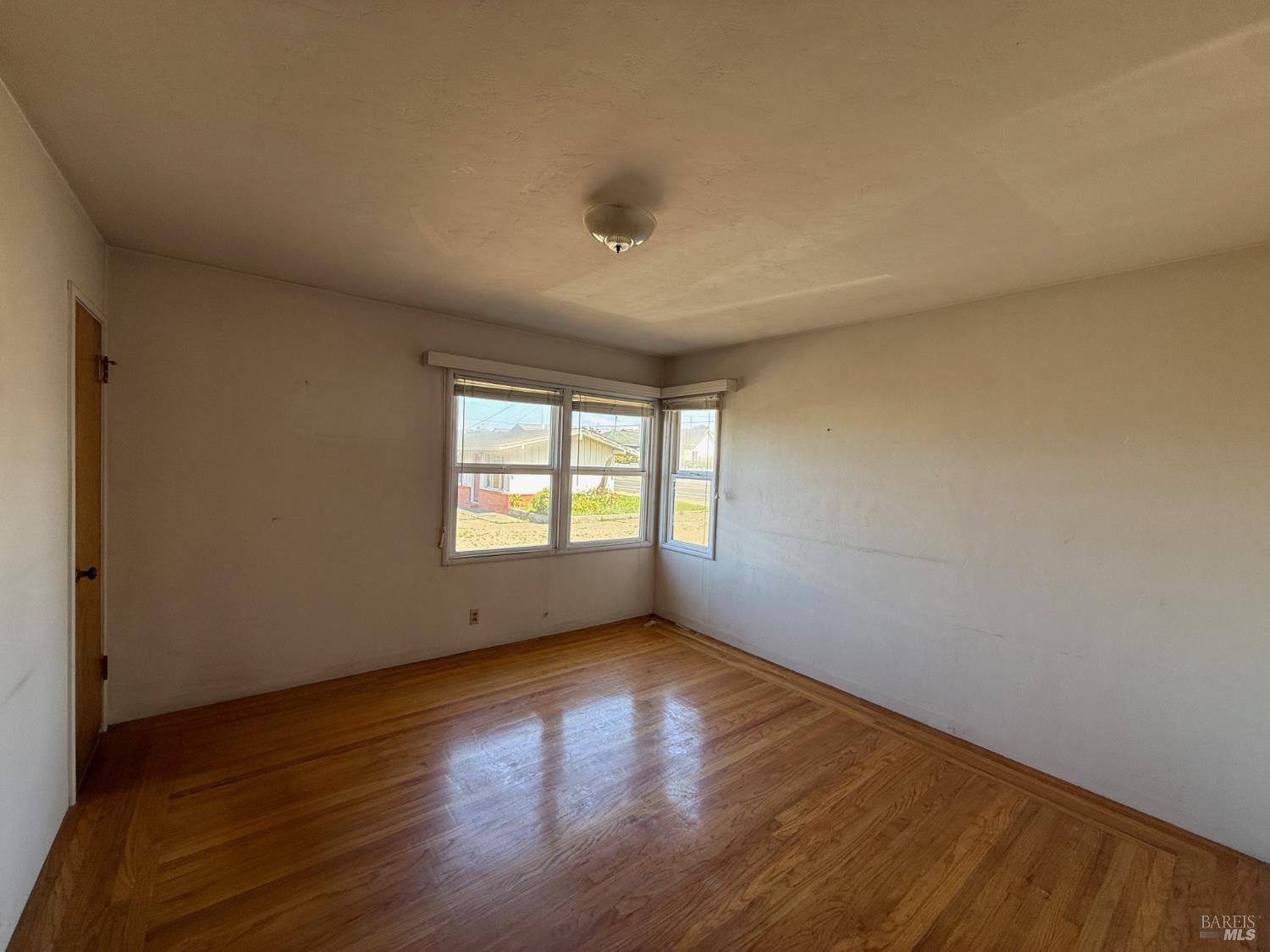 327 S Franklin Street Fort Bragg CA 95437