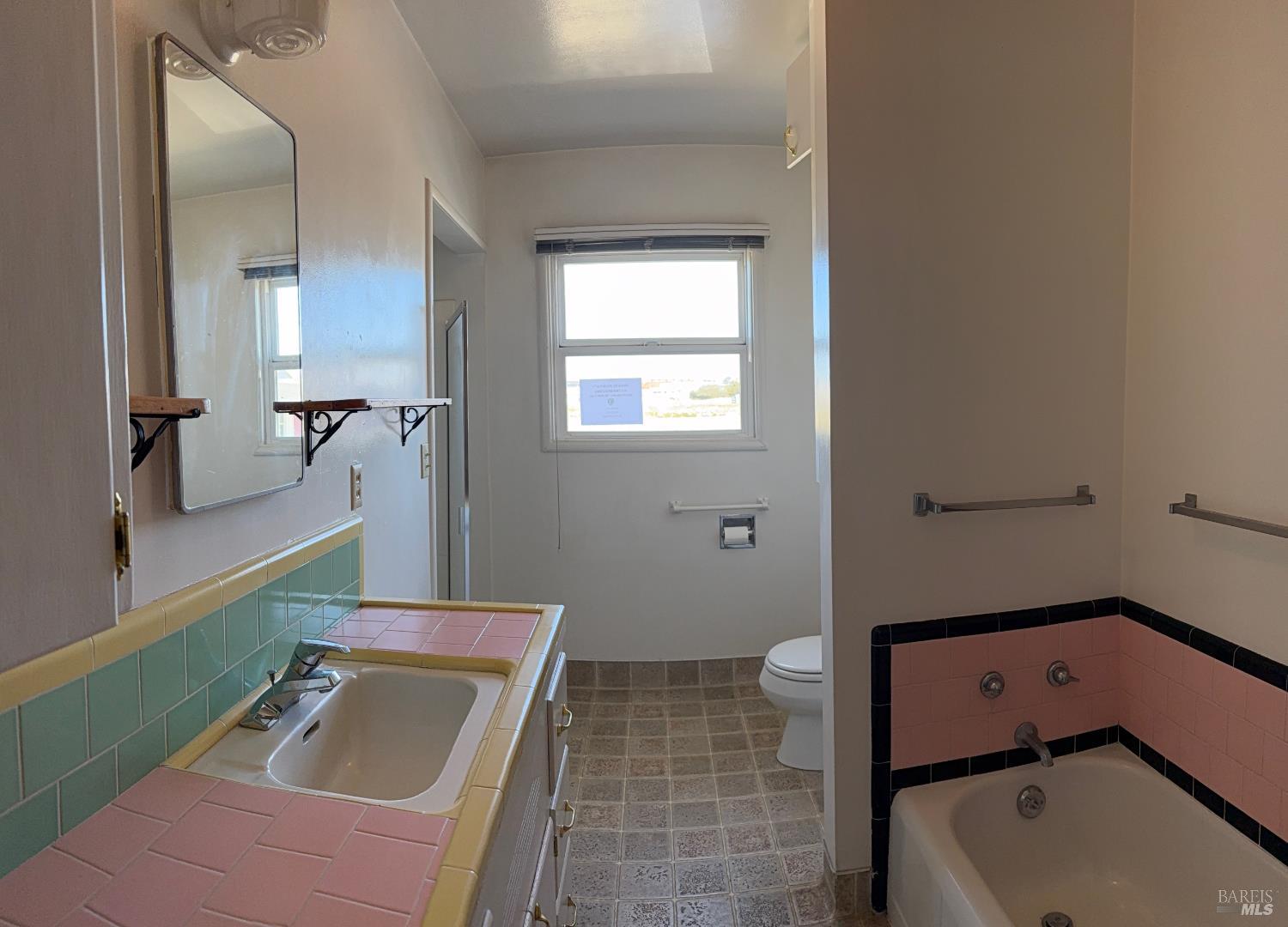327 S Franklin Street Fort Bragg CA 95437