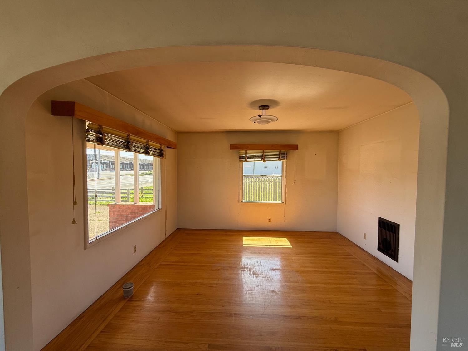 327 S Franklin Street Fort Bragg CA 95437