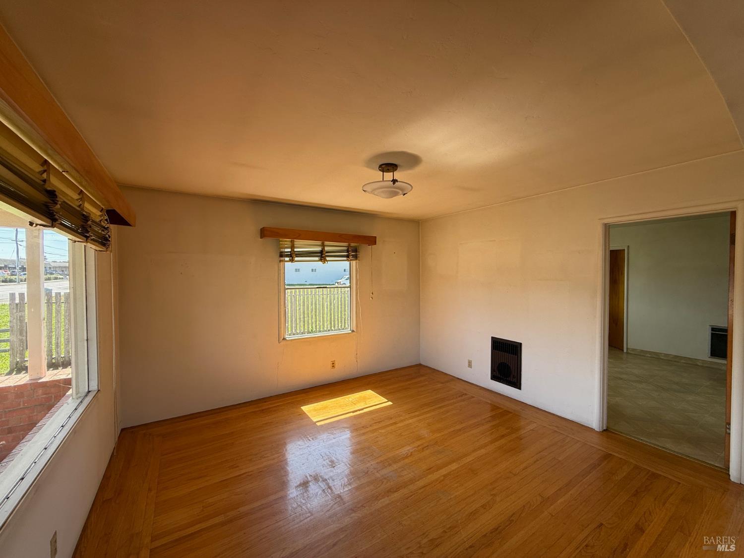 327 S Franklin Street Fort Bragg CA 95437