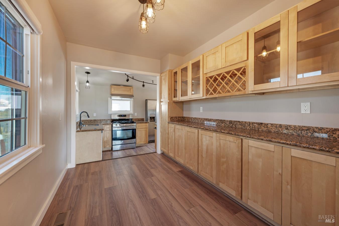 609 Mountain View Avenue Santa Rosa CA 95407