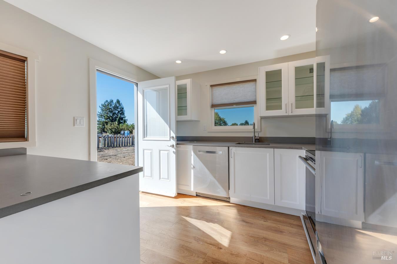 609 Mountain View Avenue Santa Rosa CA 95407