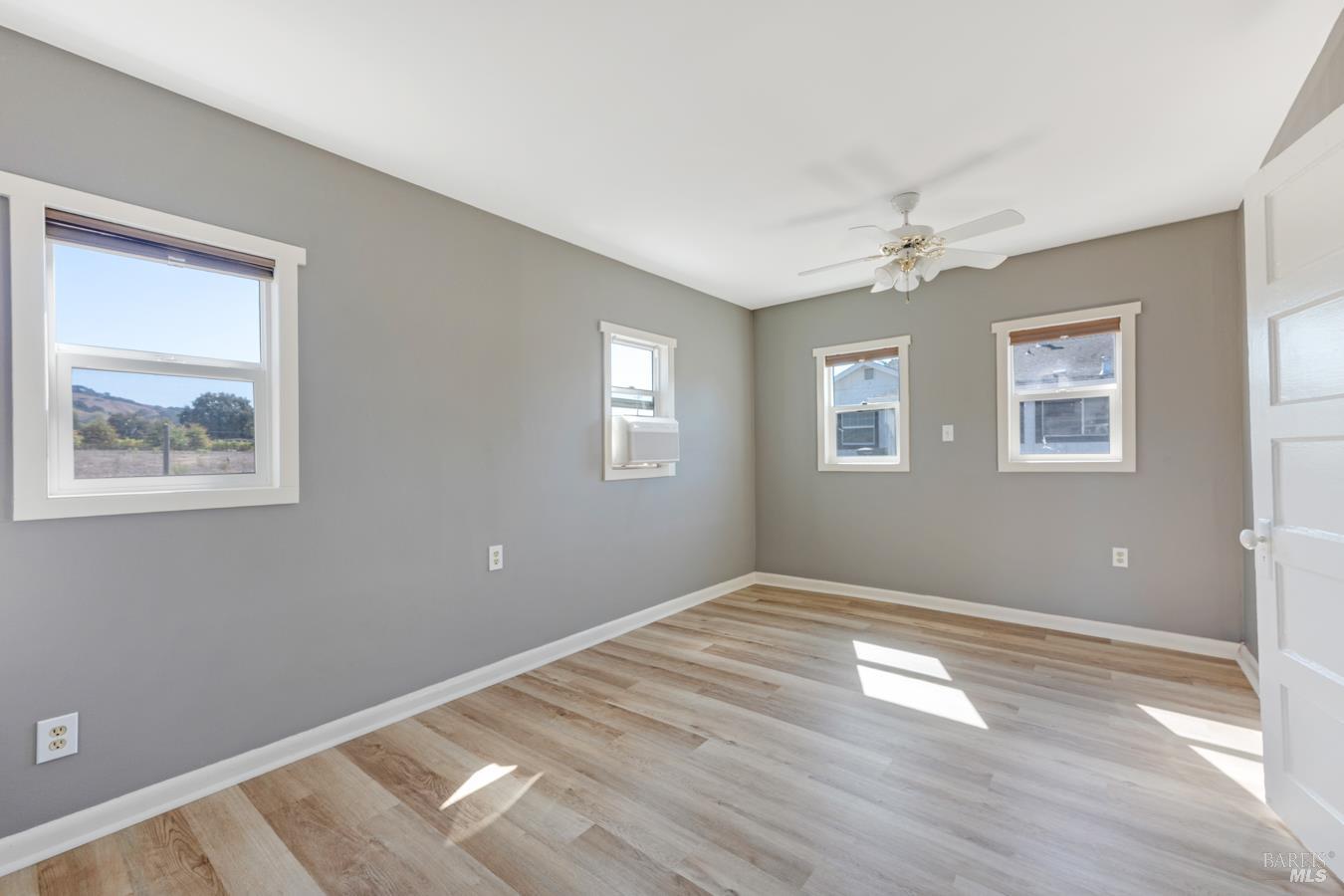 609 Mountain View Avenue Santa Rosa CA 95407
