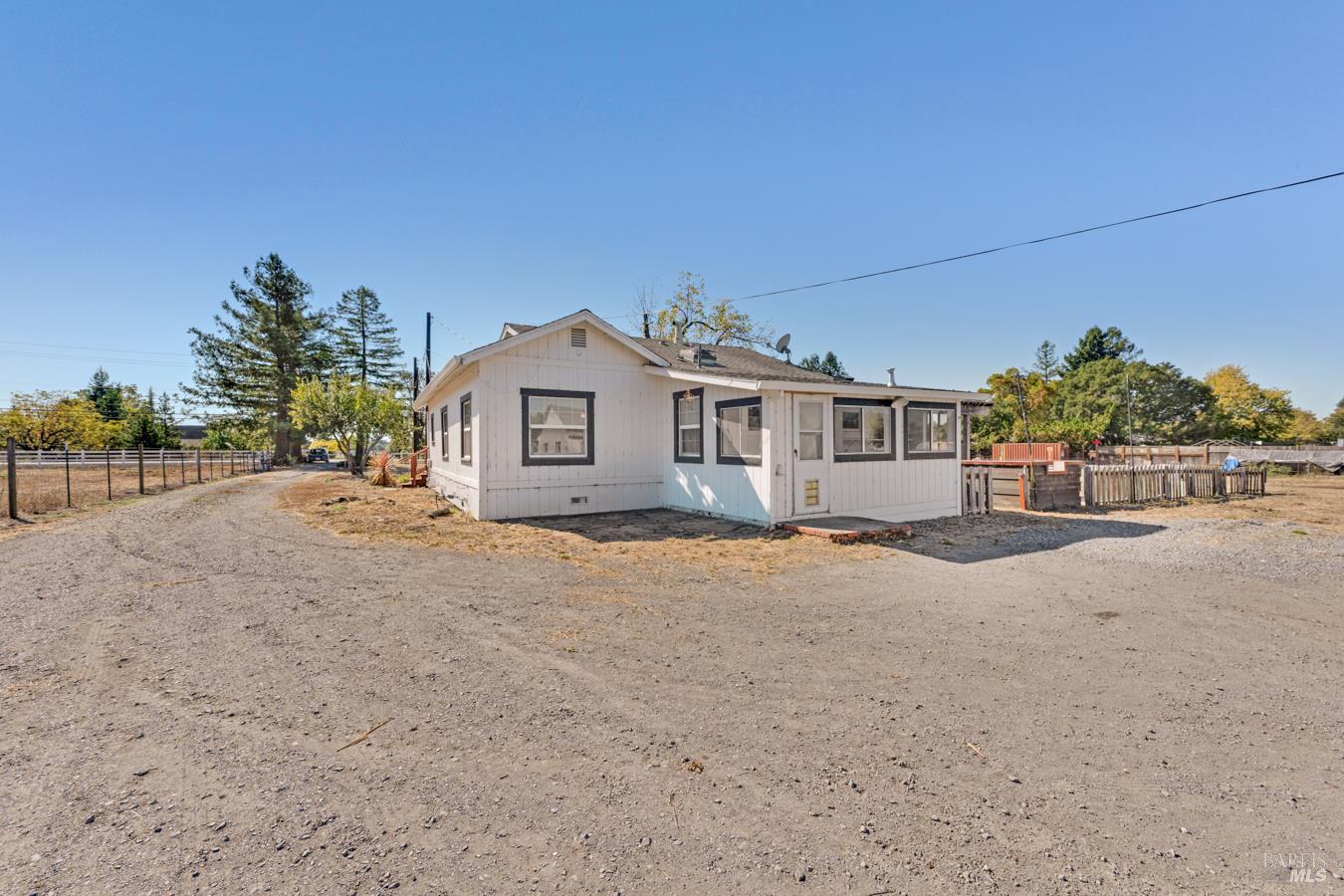 609 Mountain View Avenue Santa Rosa CA 95407