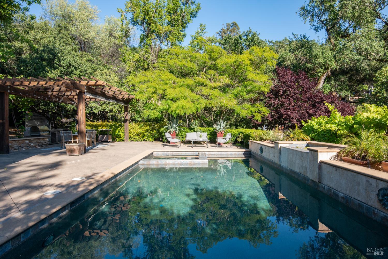 26828 River Road Cloverdale CA 95425