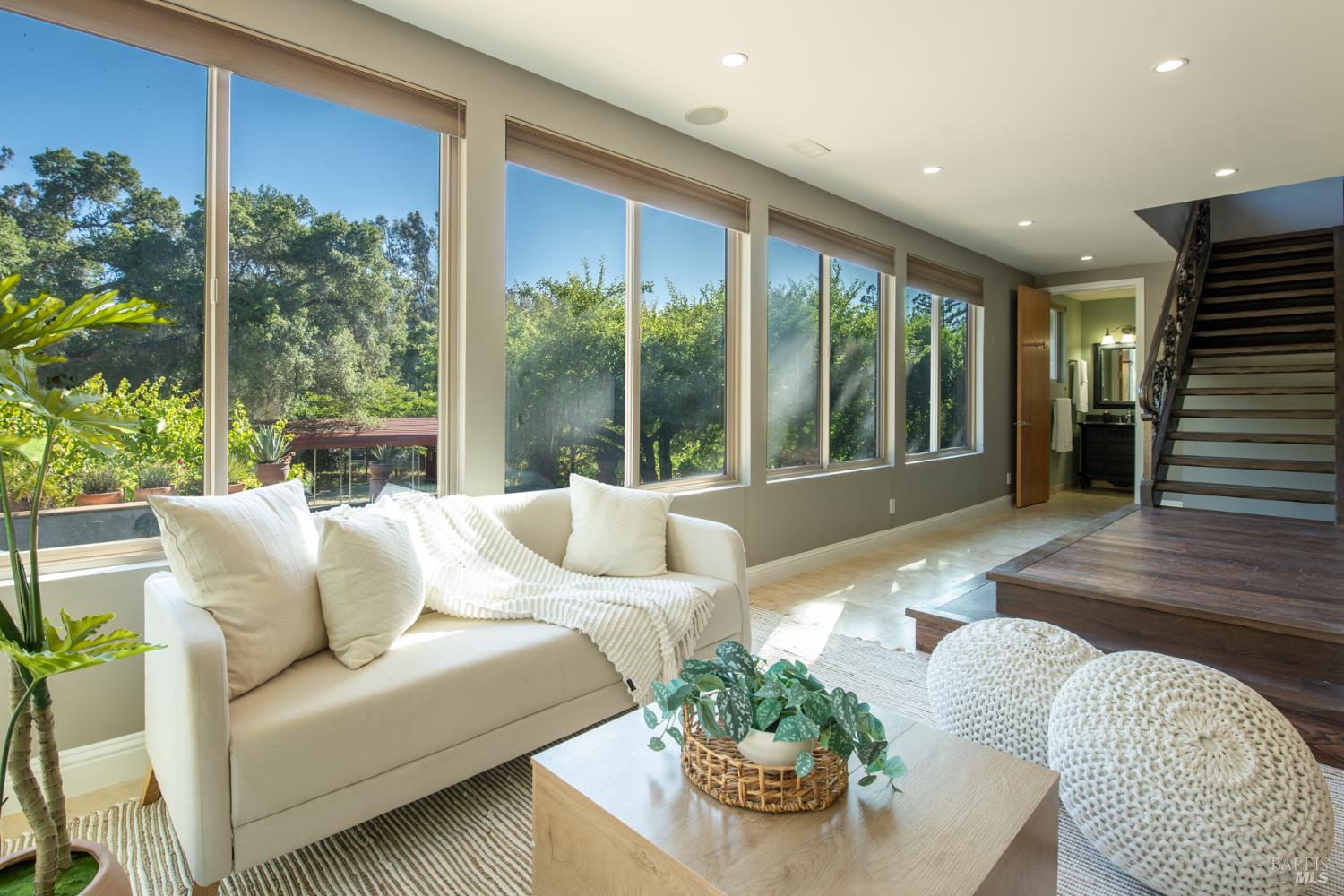 26828 River Road Cloverdale CA 95425