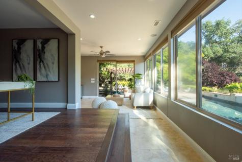 26828 River Road Cloverdale CA 95425