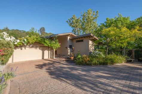 26828 River Road Cloverdale CA 95425