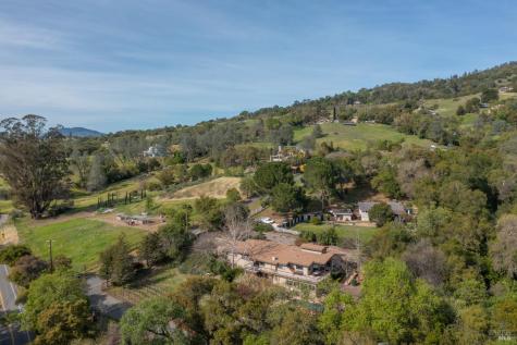 26828 River Road Cloverdale CA 95425