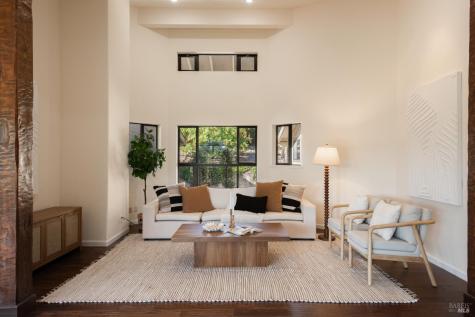 26828 River Road Cloverdale CA 95425