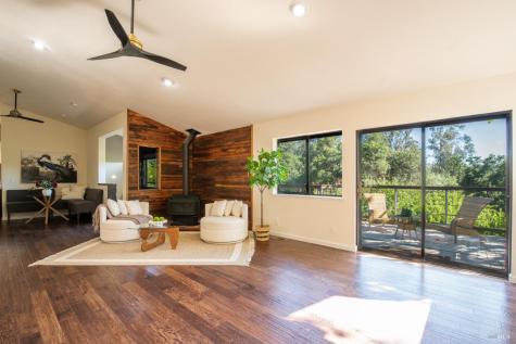 26828 River Road Cloverdale CA 95425