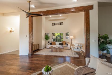 26828 River Road Cloverdale CA 95425